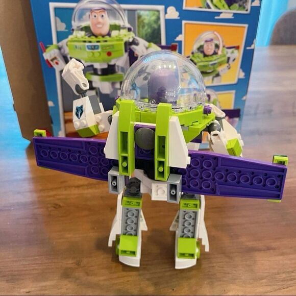 Retired Lego Construct-a-Buzz Set # 7592 - Picture 5 of 11